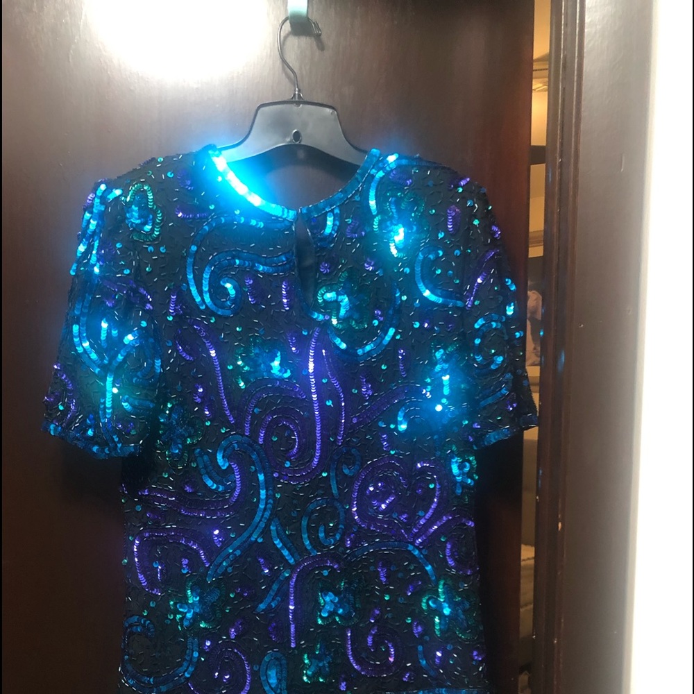 Sequined top never worn